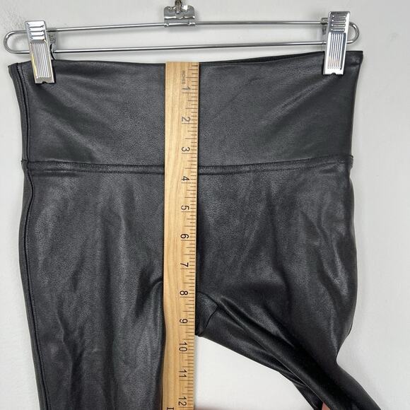 Spanx Women’s Size XS/TP Faux Leather Leggings Black Shiny Vegan High Rise‎ - Picture 4 of 9